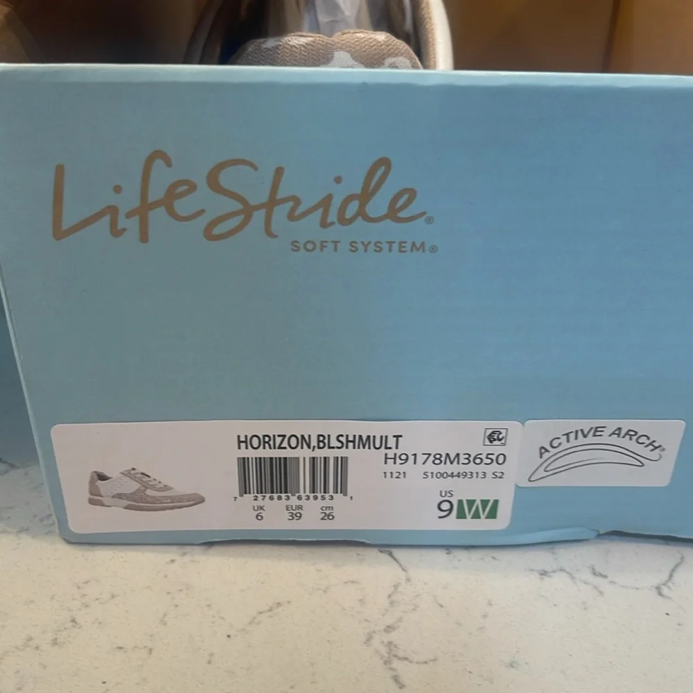 Life Stride Women's Cream and Tan Patterned Sneakers - Picture 3 of 3